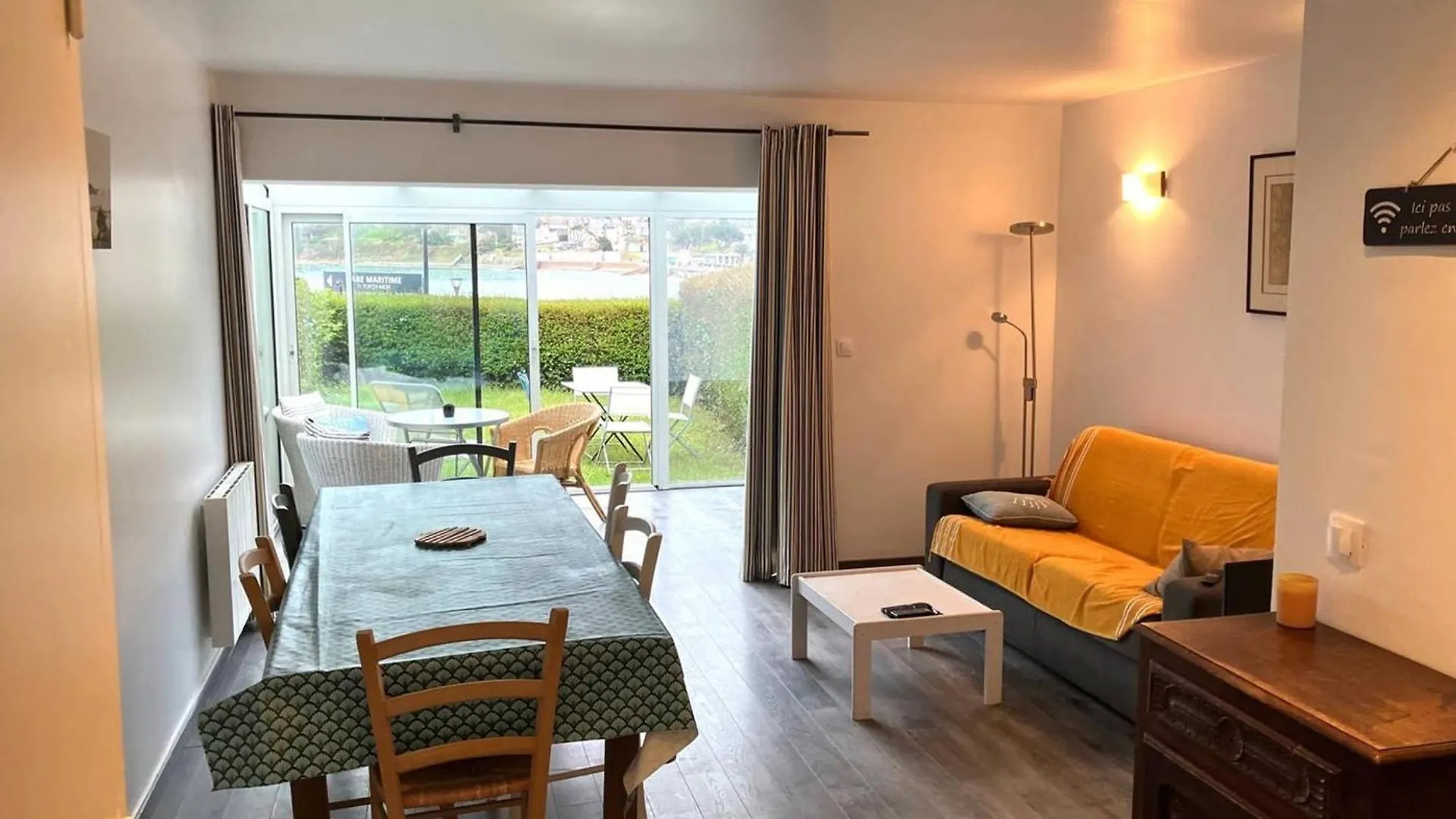 Maisonnette A Perros-Guirec Pres De La Plage Avec Parking - Fr-1-368-415 別荘